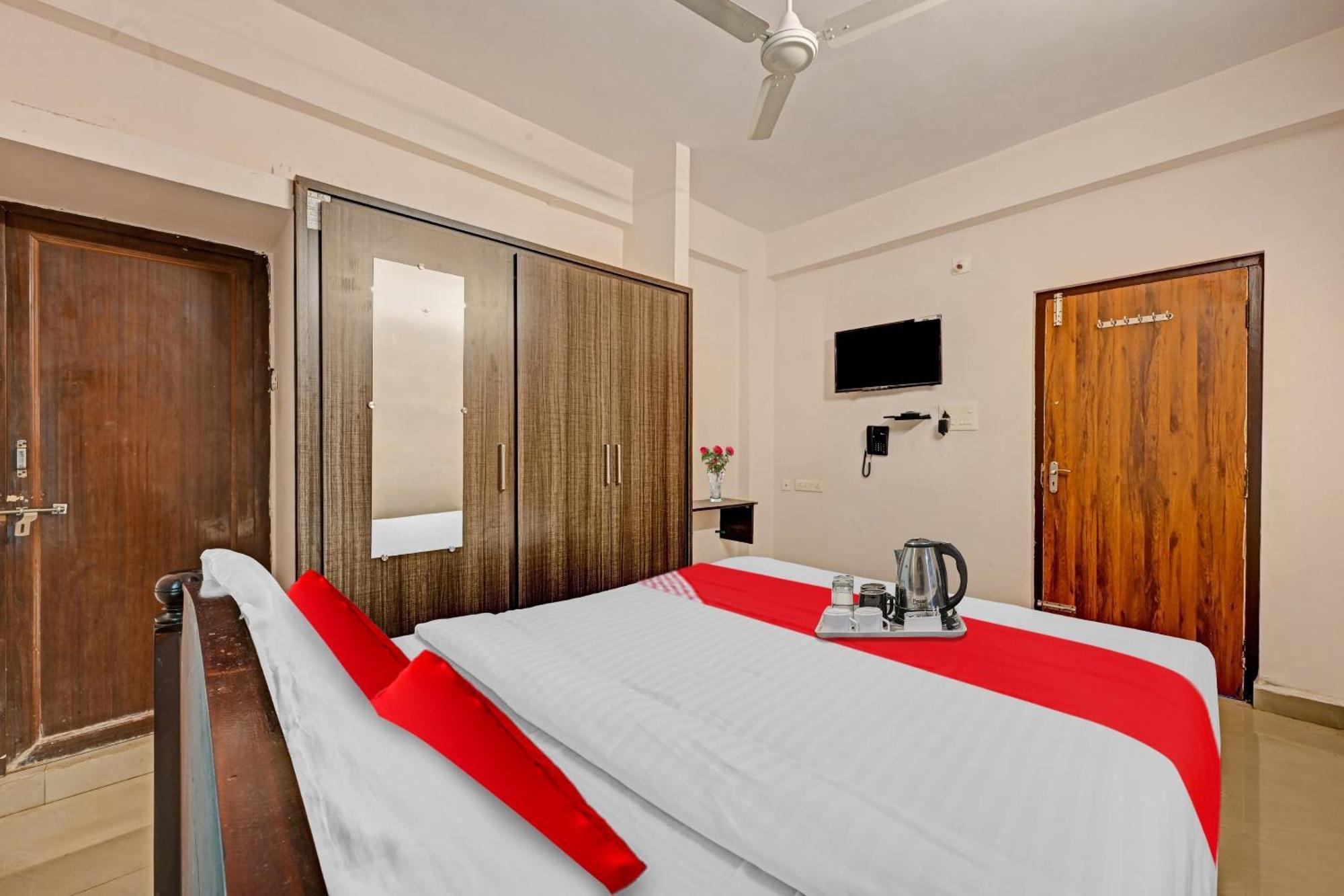 Hotel O Coastal Inn Luxury Service Apartments คาคินาดา ภายนอก รูปภาพ