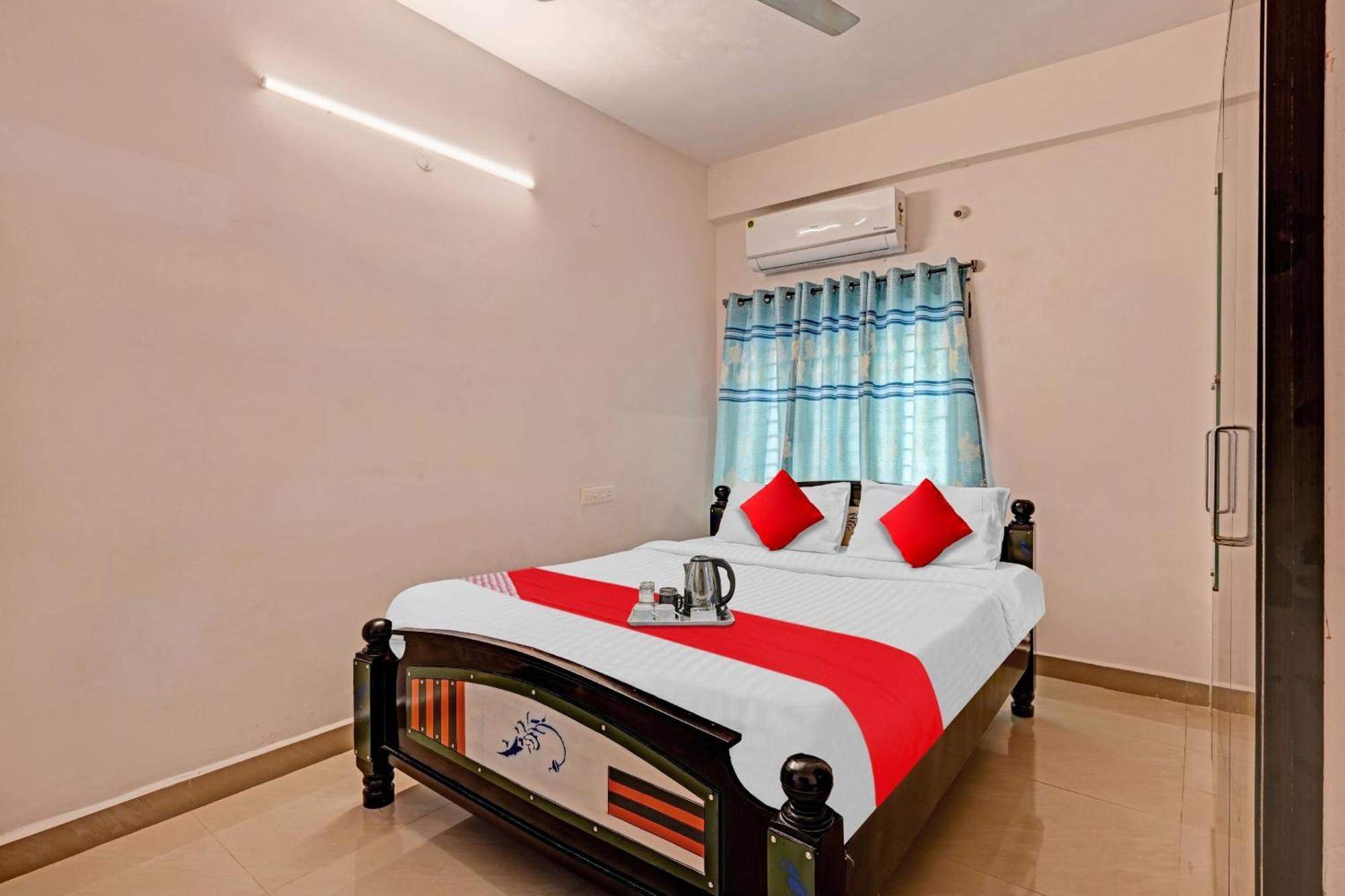 Hotel O Coastal Inn Luxury Service Apartments คาคินาดา ภายนอก รูปภาพ
