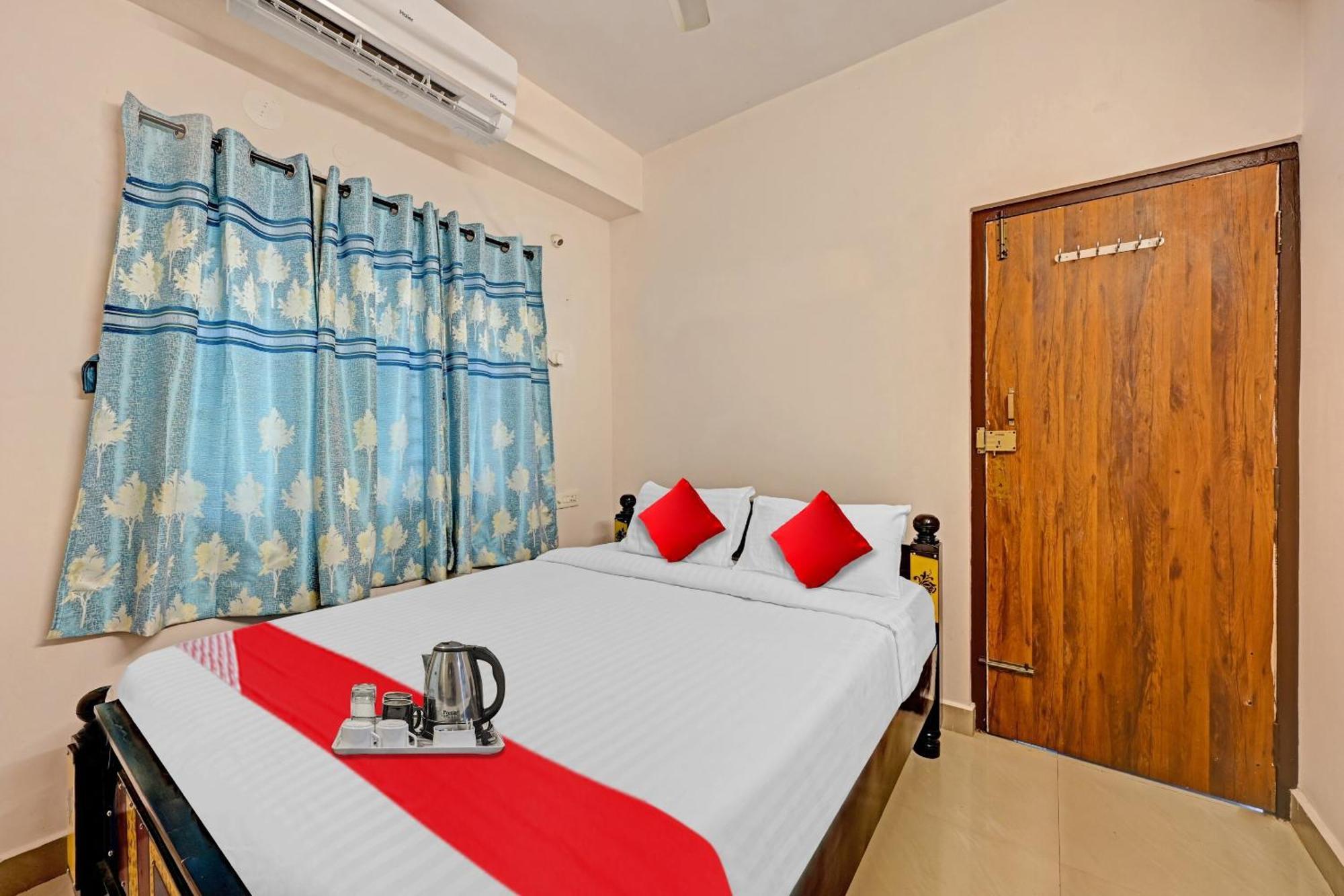 Hotel O Coastal Inn Luxury Service Apartments คาคินาดา ภายนอก รูปภาพ