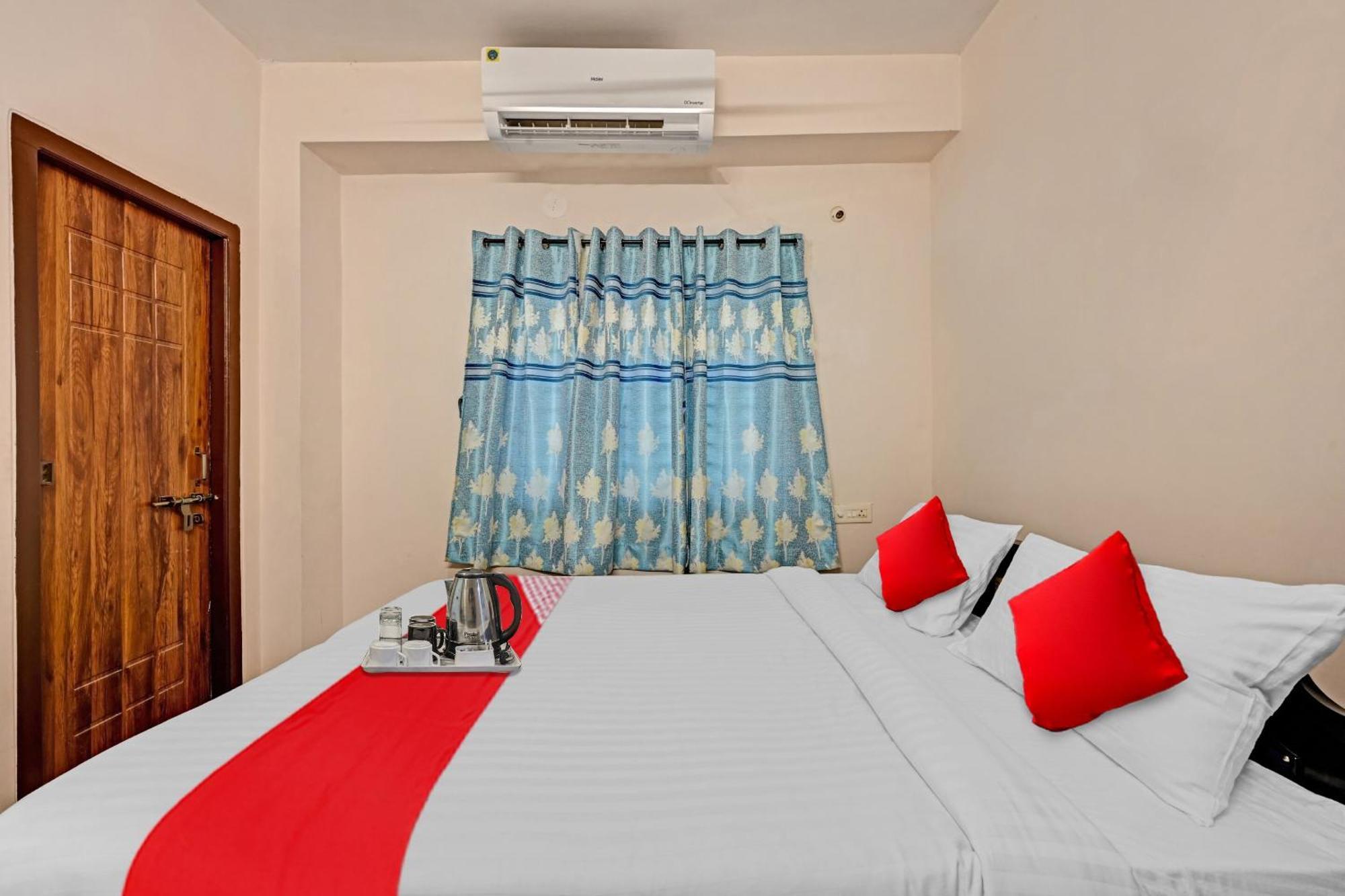 Hotel O Coastal Inn Luxury Service Apartments คาคินาดา ภายนอก รูปภาพ